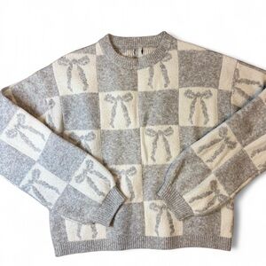 a new day Gray and Cream Checkered Bow Sweater